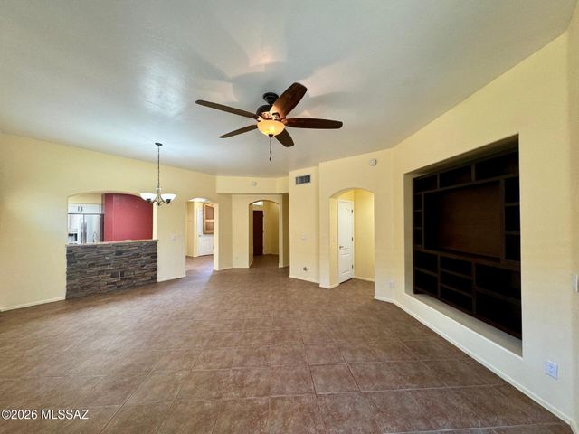 7449 E Placita Del Espiritu, Tucson, AZ 85715