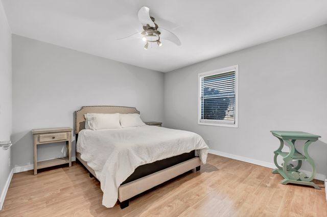 88 Pinehill Trail E, Tequesta, FL 33469