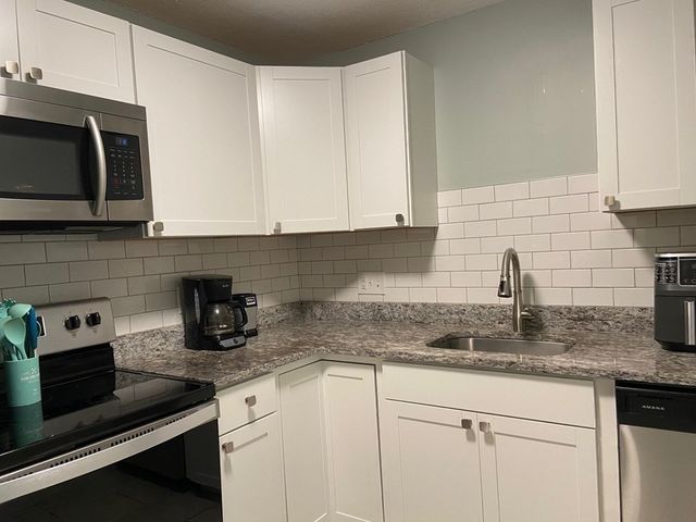 15 Weld Street 24, Framingham, MA 01702