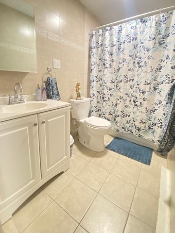 15 Weld Street 24, Framingham, MA 01702