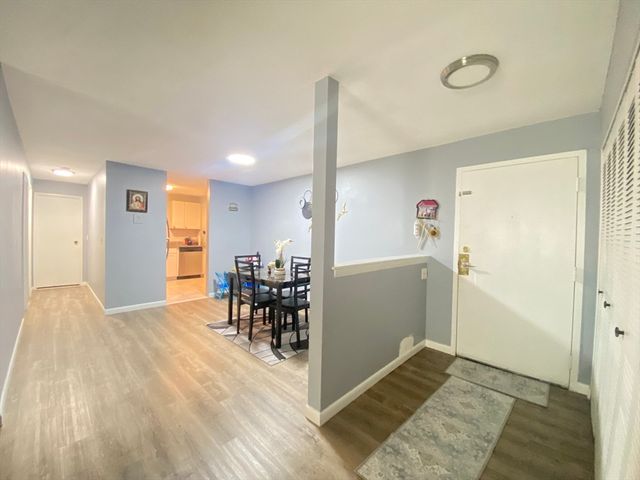 15 Weld Street 24, Framingham, MA 01702