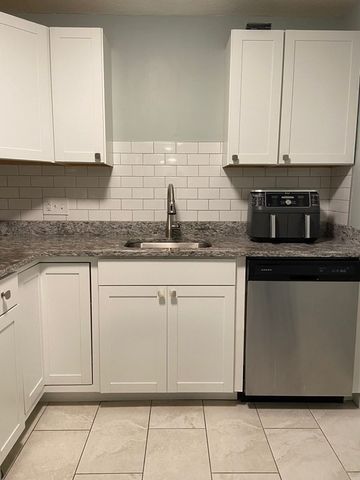 15 Weld Street 24, Framingham, MA 01702