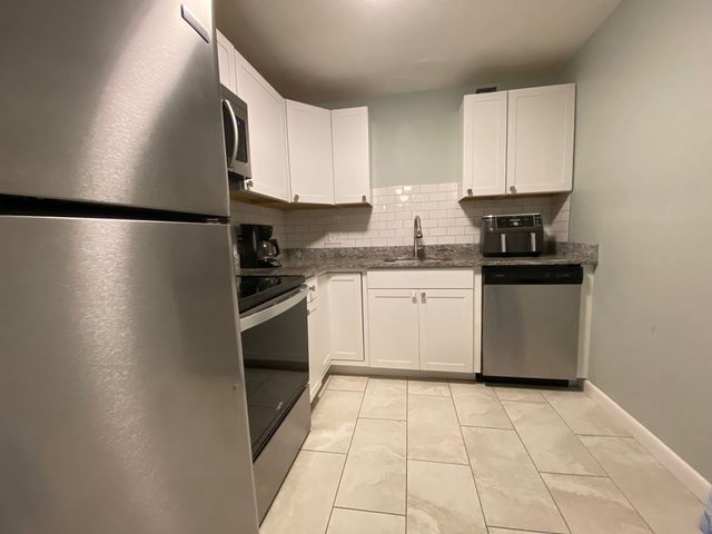 15 Weld Street 24, Framingham, MA 01702