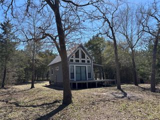 105 Blue Moon Circle, Somerville, TX 77879