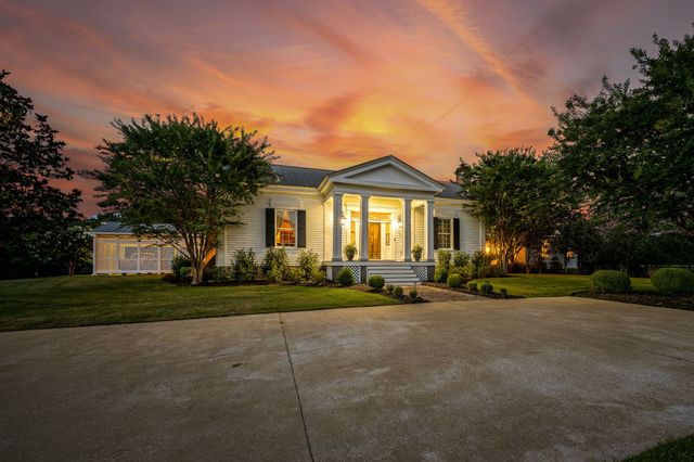 1825 Elkton Pike, Pulaski, TN 38478