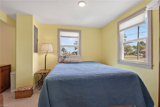 1309 Dandy Loop RD, Yorktown, VA 23692