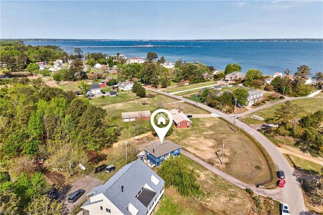 1309 Dandy Loop RD, Yorktown, VA 23692