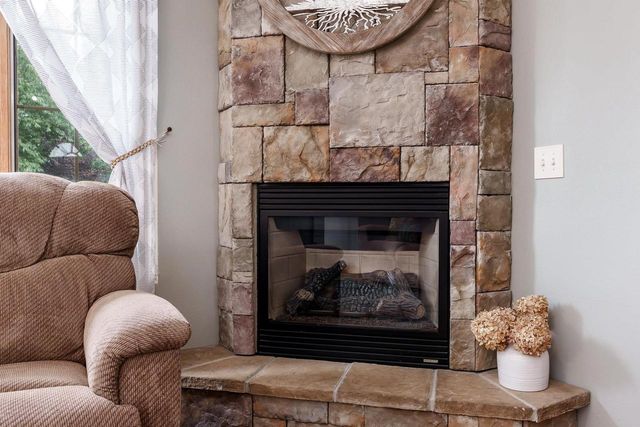 2608 N Wuthering Hills Drive, Janesville, WI 53546