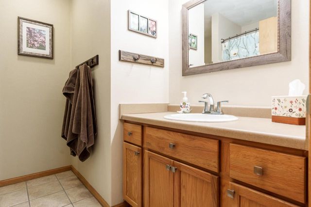 2608 N Wuthering Hills Drive, Janesville, WI 53546