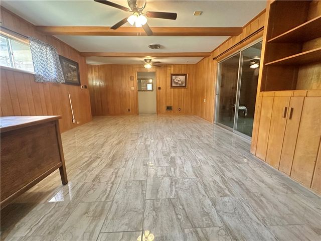 1316 Northwood St, Alice, TX 78332