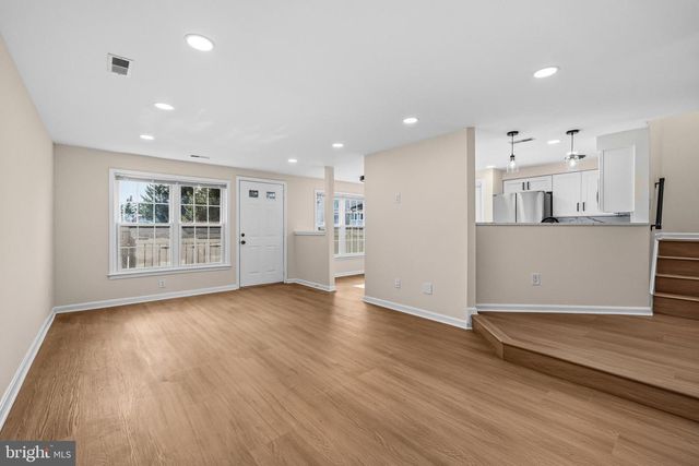 8810 RUSTBURG CIR, Gaithersburg, MD 20886