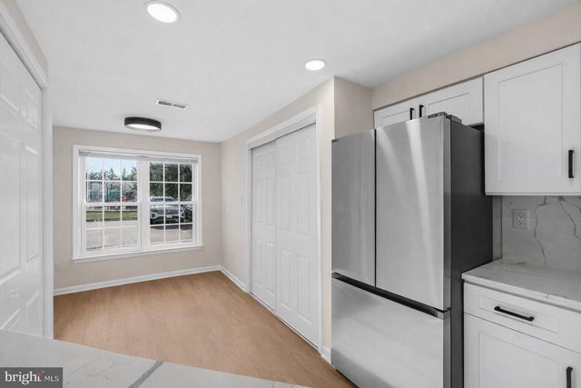 8810 RUSTBURG CIR, Gaithersburg, MD 20886