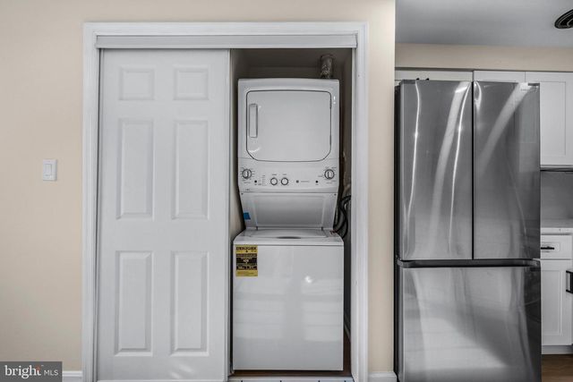 8810 RUSTBURG CIR, Gaithersburg, MD 20886