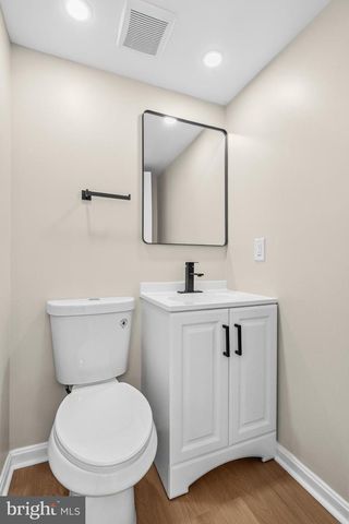 8810 RUSTBURG CIR, Gaithersburg, MD 20886