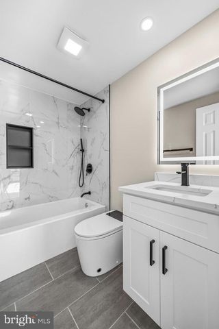 8810 RUSTBURG CIR, Gaithersburg, MD 20886