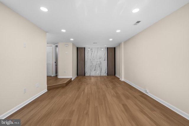 8810 RUSTBURG CIR, Gaithersburg, MD 20886