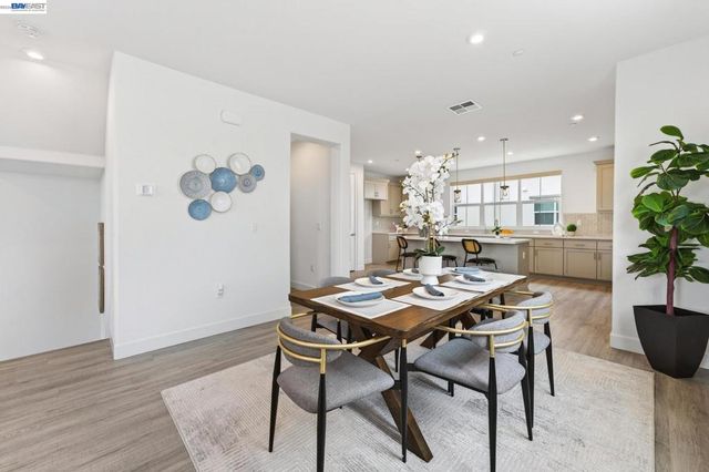 241 N N St, Livermore, CA 94551