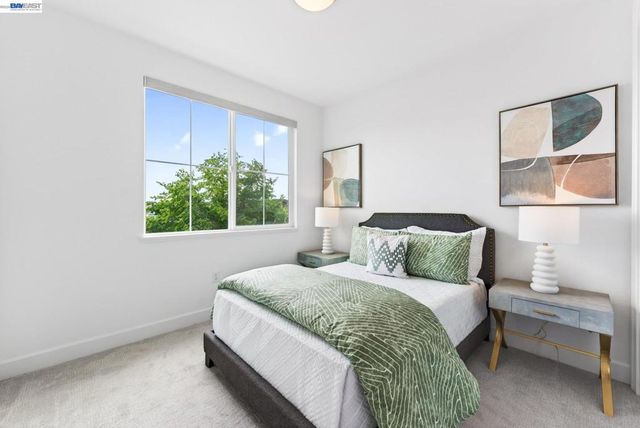 241 N N St, Livermore, CA 94551