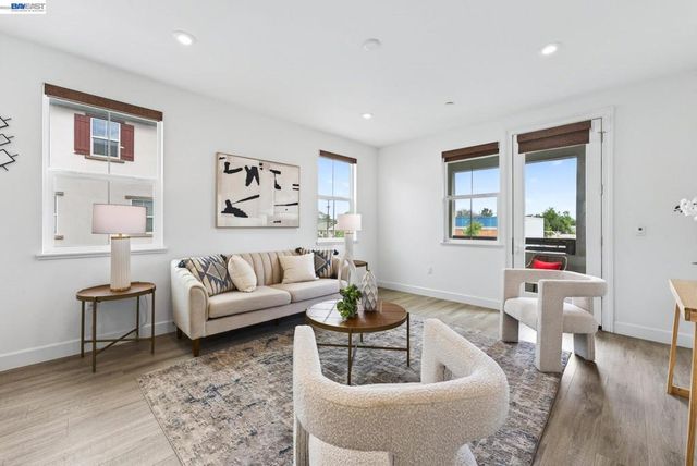 241 N N St, Livermore, CA 94551