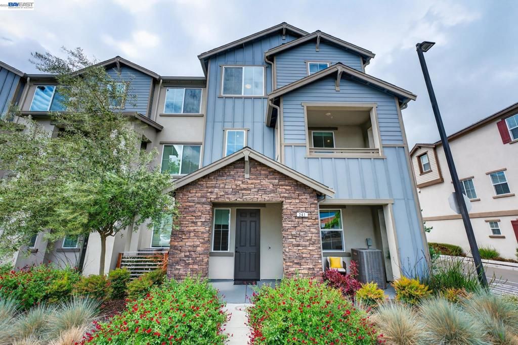 241 N N St, Livermore, CA 94551