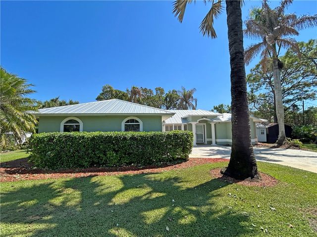 6740 51st Avenue, Vero Beach, FL 32967