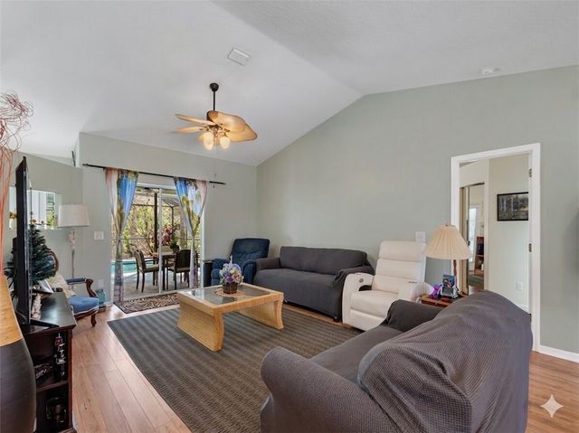 6740 51st Avenue, Vero Beach, FL 32967