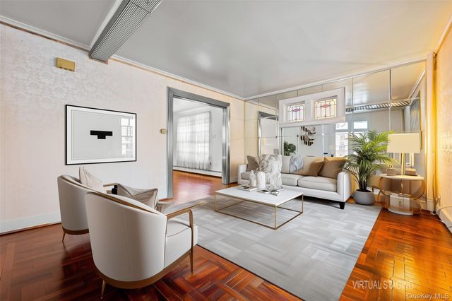 19512 McLaughlin Avenue, Hollis, NY 11423