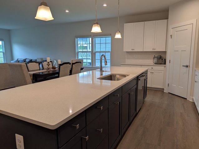 223 LETITIA MANOR DR, West Grove, PA 19390