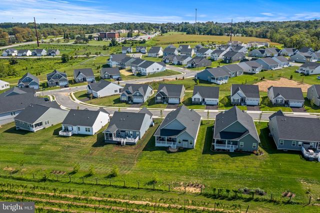 223 LETITIA MANOR DR, West Grove, PA 19390
