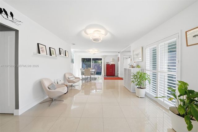 2190 SW 20th St, Miami, FL 33145