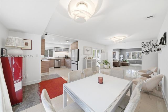 2190 SW 20th St, Miami, FL 33145