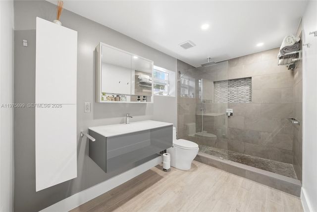 2190 SW 20th St, Miami, FL 33145