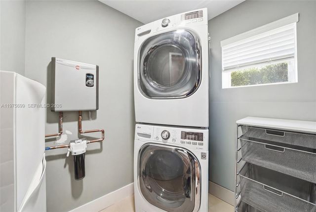 2190 SW 20th St, Miami, FL 33145