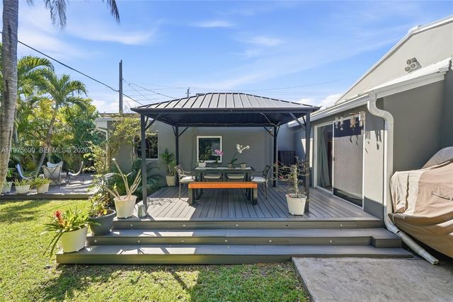 2190 SW 20th St, Miami, FL 33145