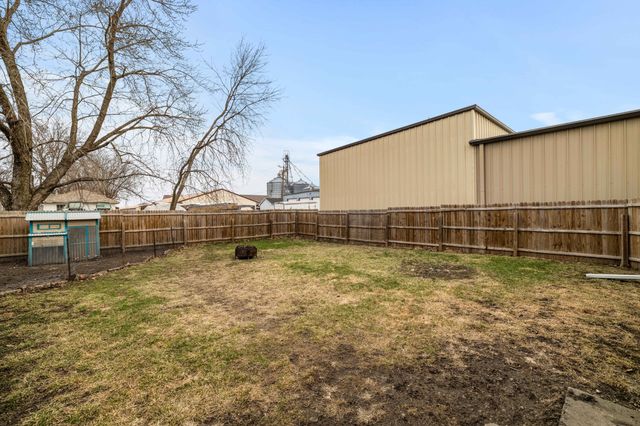 305 1st Street, Gilbert, IA 50105