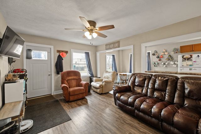 305 1st Street, Gilbert, IA 50105