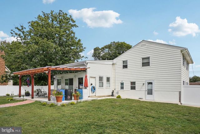 254 LAWRENCE ST, Vineland, NJ 08361