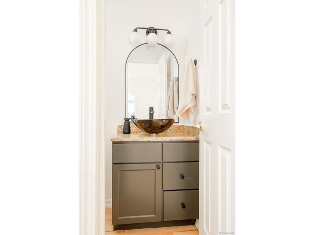 8751 W Iliff Ave, Lakewood, CO 80227