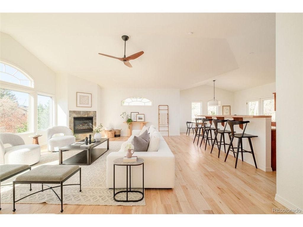 8751 W Iliff Ave, Lakewood, CO 80227