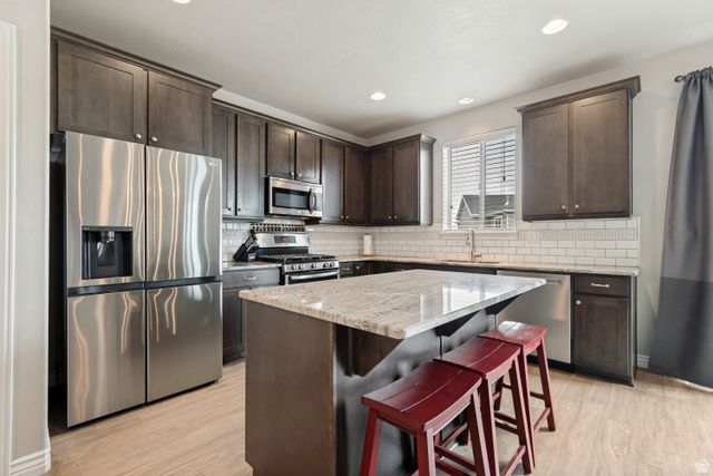 172 W STILLWATER DR, Saratoga Springs, UT 84045