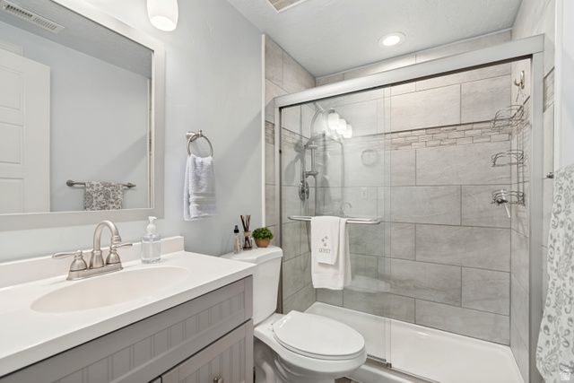 172 W STILLWATER DR, Saratoga Springs, UT 84045