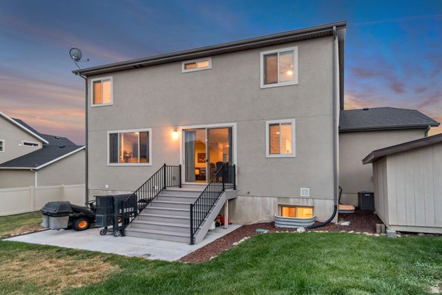 172 W STILLWATER DR, Saratoga Springs, UT 84045