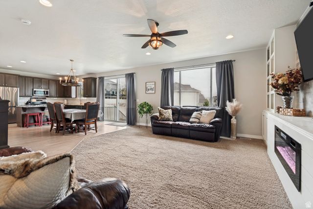 172 W STILLWATER DR, Saratoga Springs, UT 84045