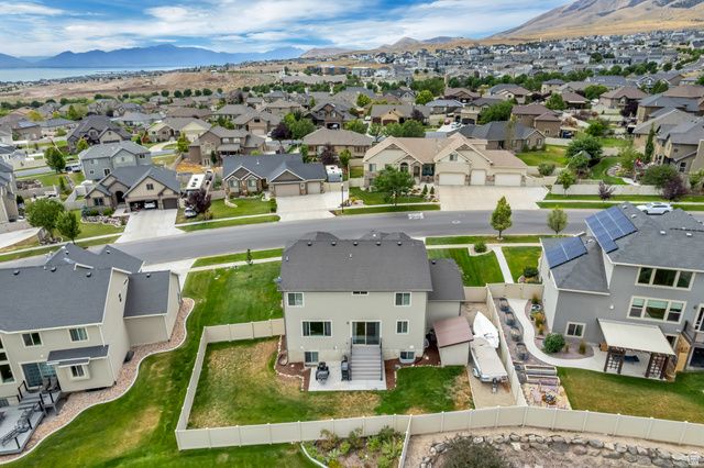 172 W STILLWATER DR, Saratoga Springs, UT 84045