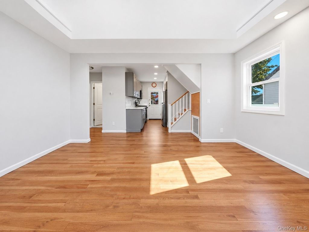 18 Grand Street, Elmont, NY 11003 — photo 2