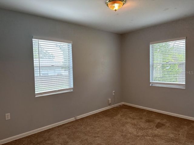 1724 W ELDRED DRIVE, Tampa, FL 33603