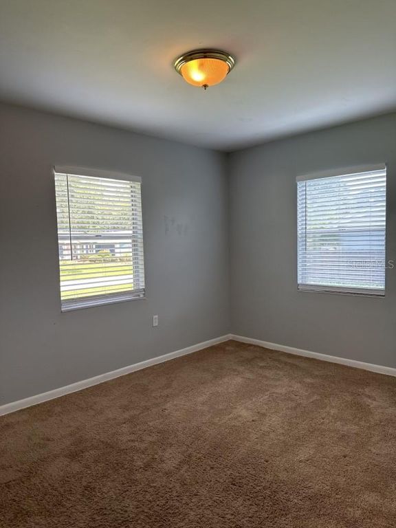 Image 14 of property listing at 1724 W ELDRED DRIVE, Tampa, FL 33603