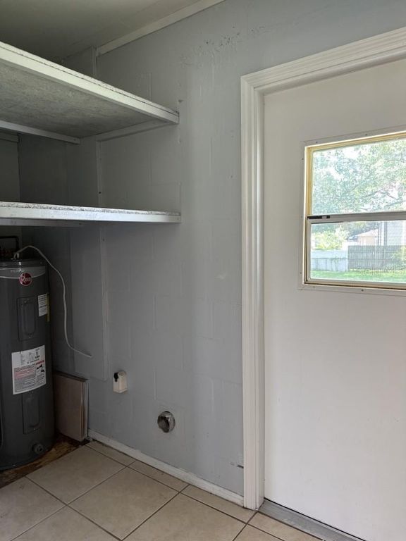 Image 16 of property listing at 1724 W ELDRED DRIVE, Tampa, FL 33603