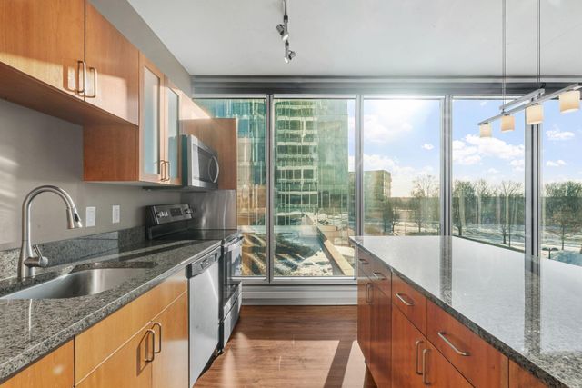 8161 33rd Avenue S 306, Bloomington, MN 55425