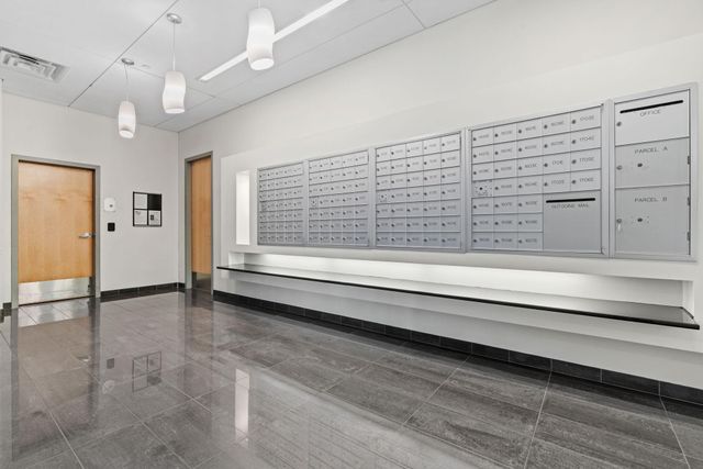 8161 33rd Avenue S 306, Bloomington, MN 55425